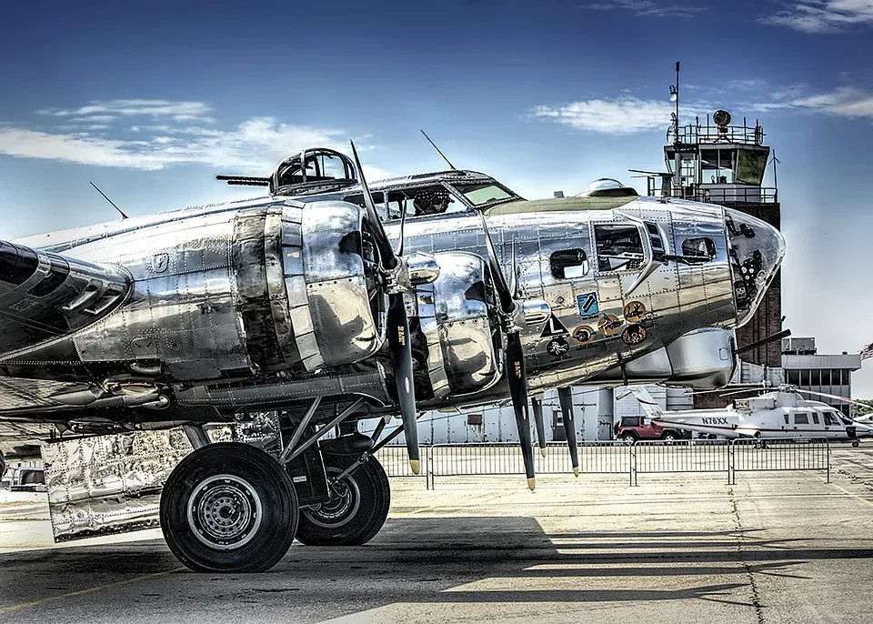 B-17-Bomber Motor geborgen: Bundeswehrtaucher sorgen für historische Sensation in Rechlin