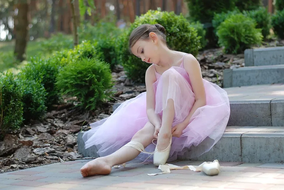 Ballett in Halle: Alice im Wunderland bezaubert mit Fantasie