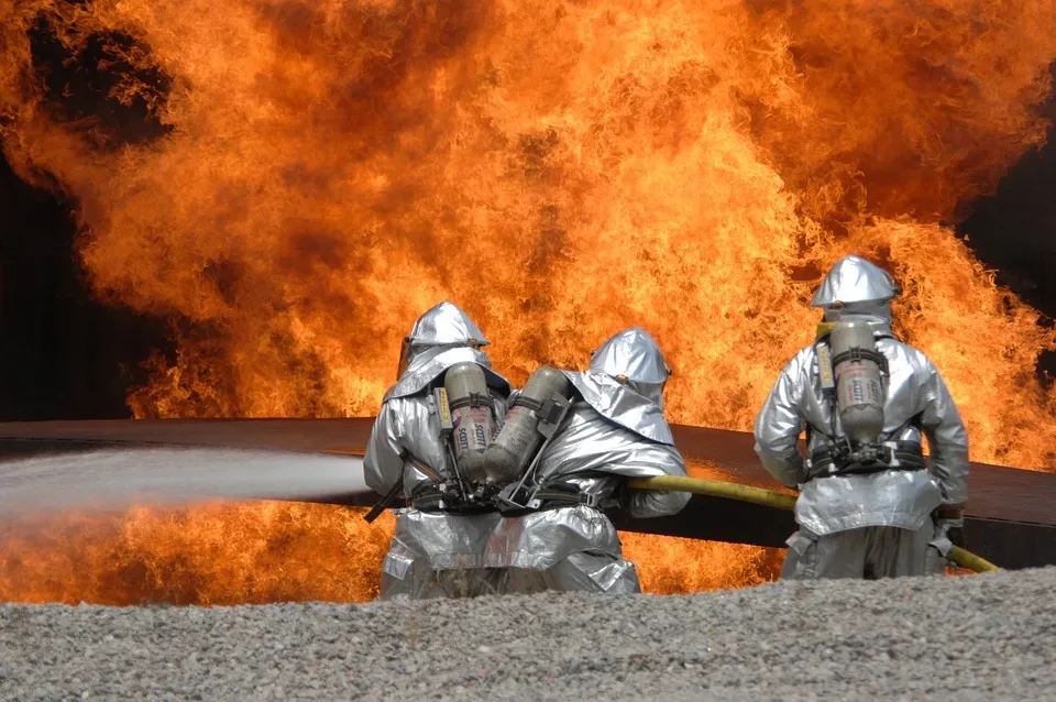 Brandbekämpfung auf Emst: Feuerwehr Hagen schnell zur Stelle