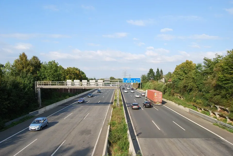 Verkehrswarnung: A1, A3, A40 – Autobahnsperrungen in NRW sorgen für Chaos