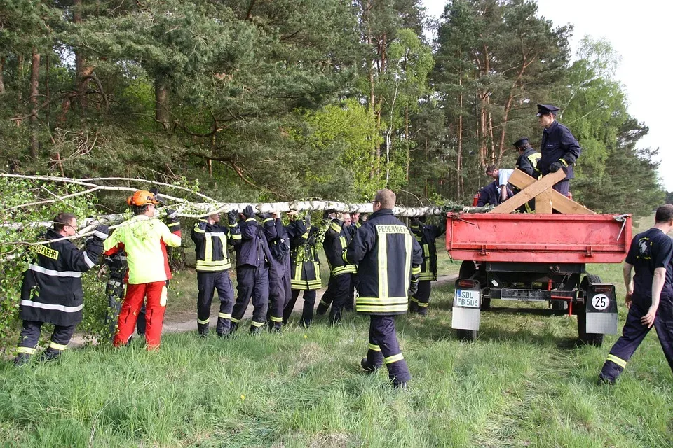 Maifest in Dessau-Roßlau: DGB setzt sich für bessere Löhne und Arbeitsbedingungen ein