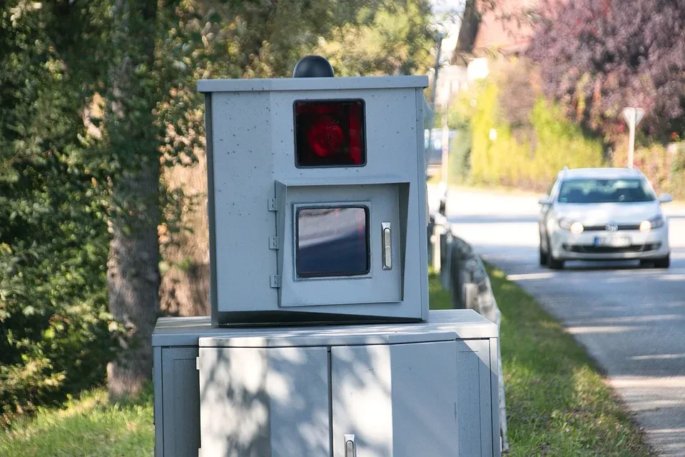 Verkehrssünder verursachen hohe Kosten für Brückenneubau