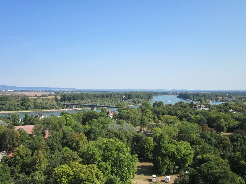 Speyer feiert Weltgästeführertag mit Spendenrekord 2024