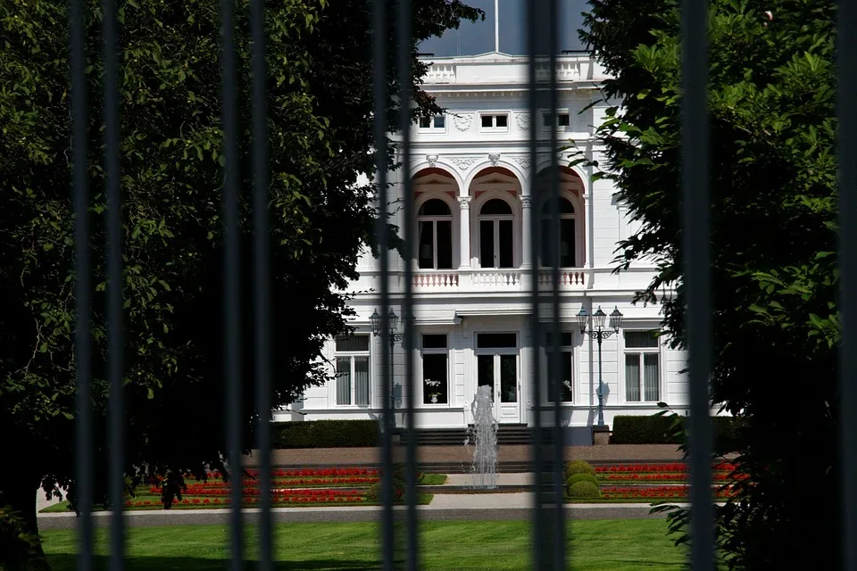 Villa Hammerschmidt: Mythos und Geschichte in Bonn