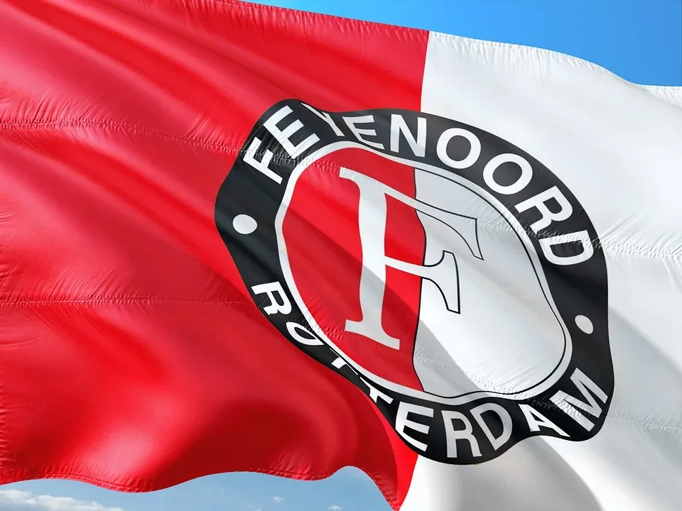 Feyenoord Rotterdam revolutioniert Zahlungsarten: Jetzt auch mit Kryptowährungen möglich!