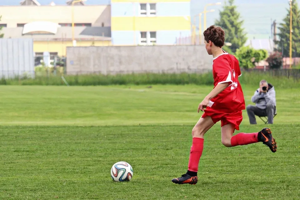 Eintracht U15 demütigt Karlsruhe mit 8:0-Kantersieg – souveräner Heimsieg in der C-Junioren-Regionalliga!