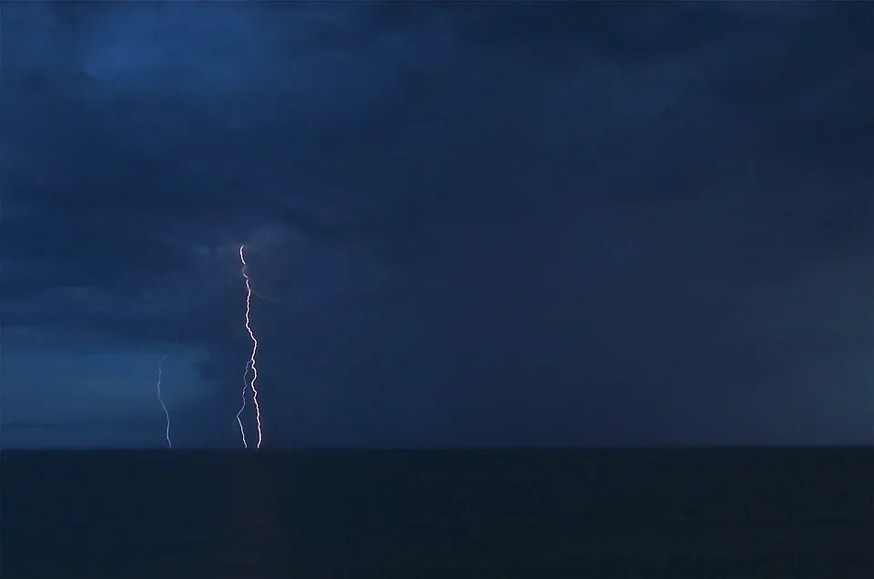 Unwetterwarnung Vorpommern-Rügen: Gewitter mit Windböen am 03.05.2024 – Aktuelle Wetterlage!