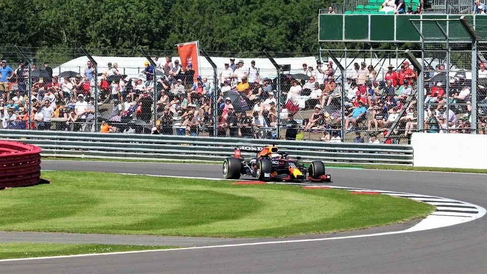 Verstappen schnappt sich die Pole für Formel-1-Sprintrennen in Miami