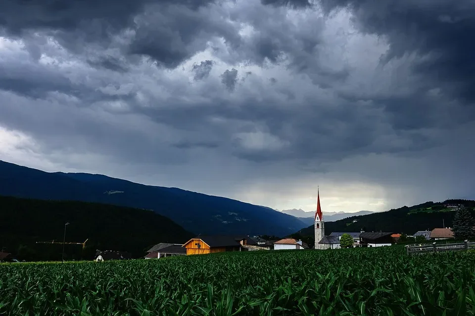 Unwetter-Alarm in Weimar: Gewitter und Windböen im Anmarsch – Aktuelle Wetterwarnung!