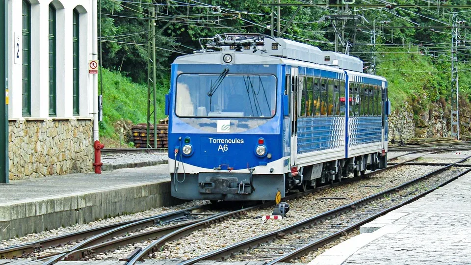Kabeldiebstahl am Bahnhof Mühlhausen: Züge betroffen, Busse als Ersatz!