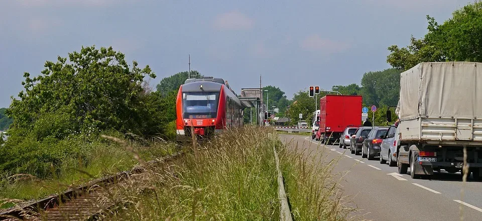 Unfall in Empfertshausen: Vorfahrt missachtet – Sachschaden von 15.000 Euro