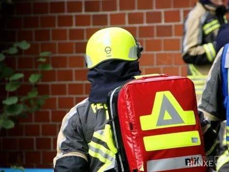 FW Hünxe: Einsatz bei Person in verschlossener Wohnung erfolgreich