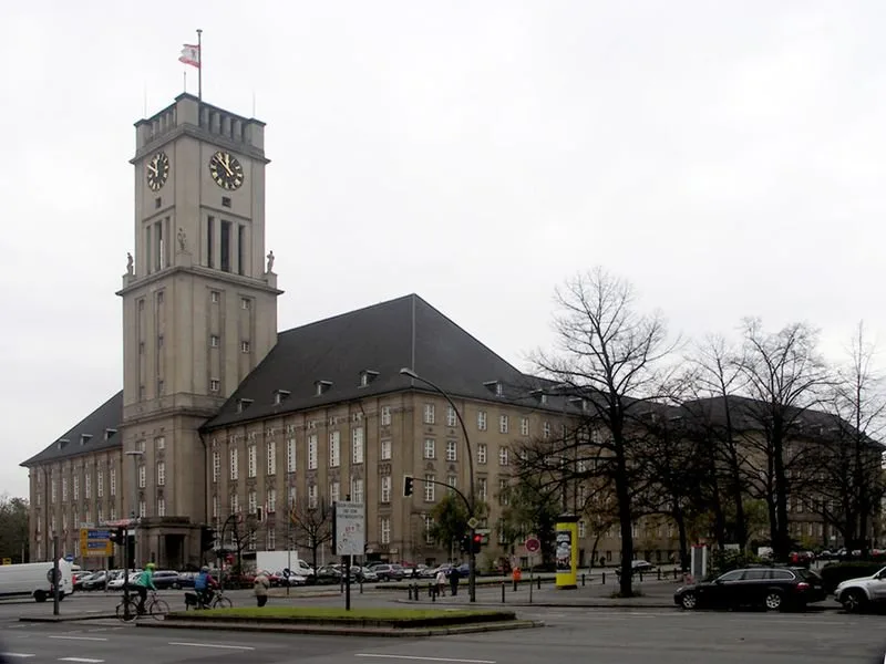 „Ehrung für Amill Gorgis: Verdienstorden für Einsatz für Geflüchtete“