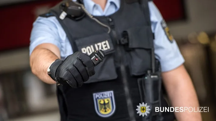 Polizeikontrolle am Hauptbahnhof: Aggressiver Mann mit Haftbefehl festgenommen