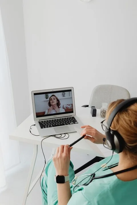 ADAC erweitert Telemedizin: Schnelle Videosprechstunden für Mitglieder