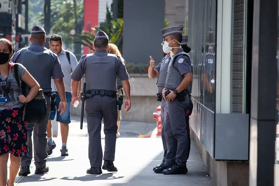 Bundespolizei nimmt alkoholisierten Mann mit Haftbefehl am Hauptbahnhof fest