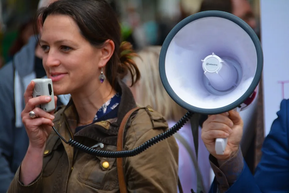 Burgstädt im Fokus: Protest gegen Unterbringung junger Flüchtlinge