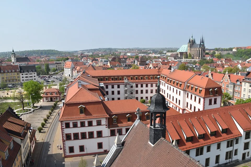 Clueso überrascht Erfurt mit offiziellem Song für die Olympischen Spiele 2024