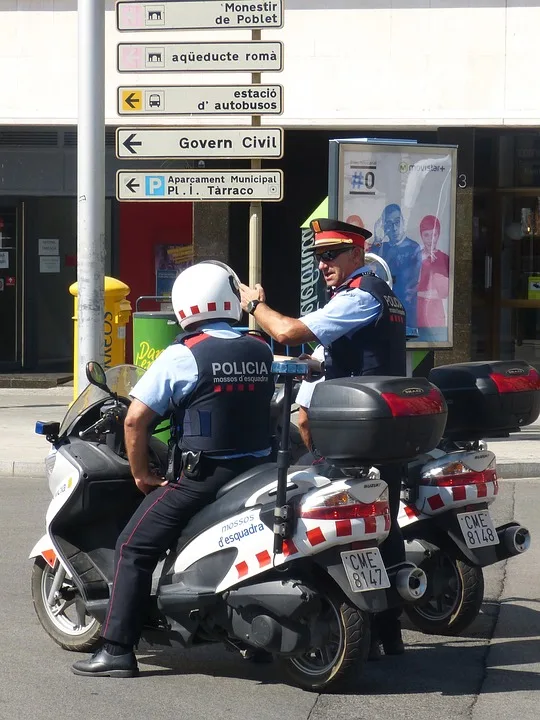 Diebstahl auf Baustelle: Polizei Bad Arolsen sucht Zeugen des Dieselraubs