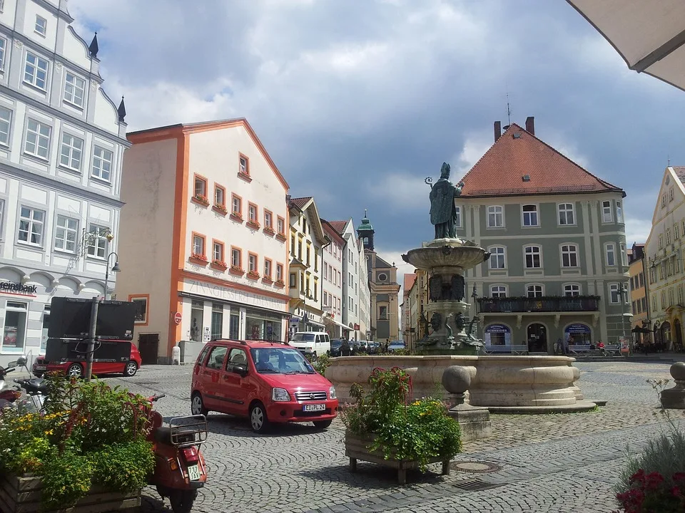 Entdecken Sie Eichstätt: Stadtführungen und Erlebnisse für alle!