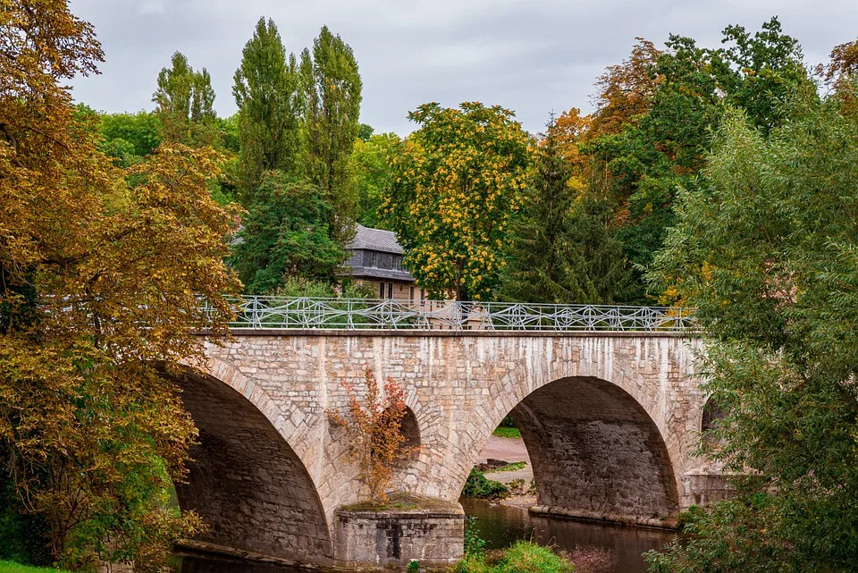 Entspannt durch Weimar: Die E-Kutsche bringt neuen Schwung in die Stadt