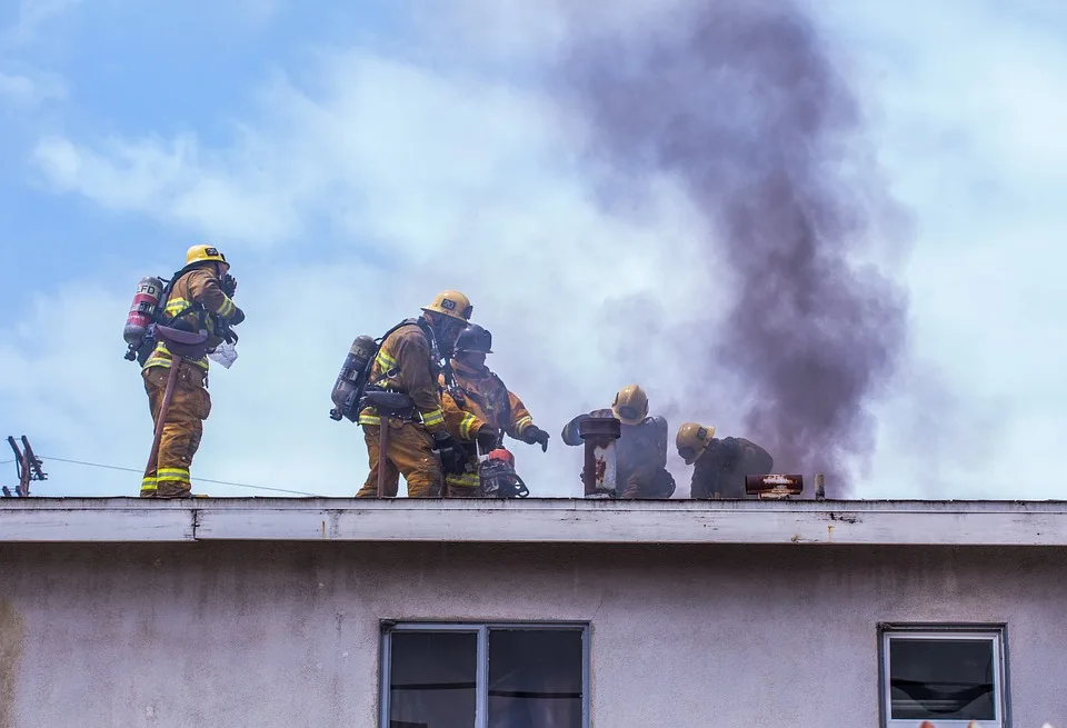 Feuerdrama auf Borkum: Familie verletzt sich bei Rettungsversuch