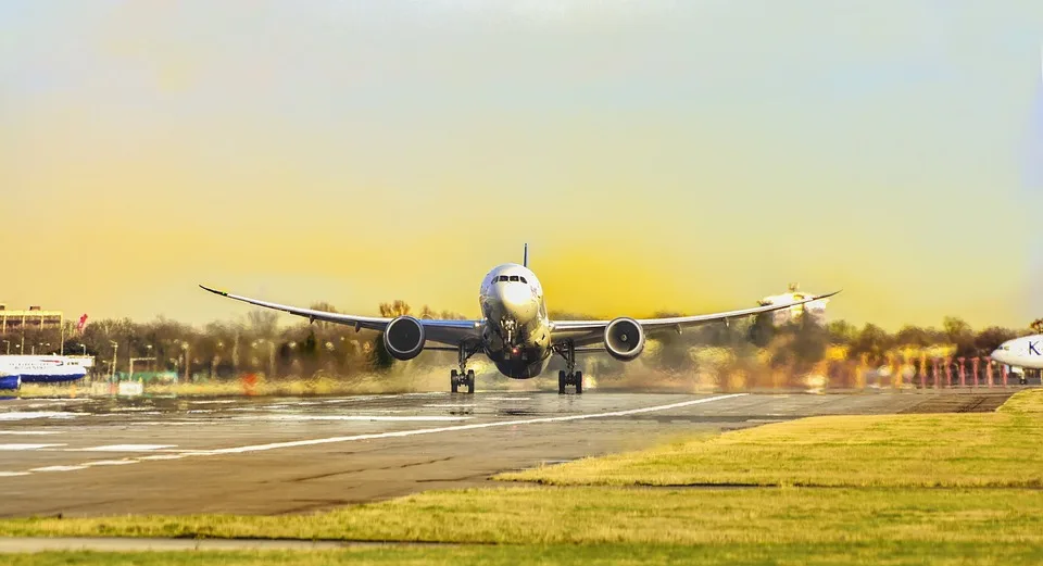 Flughafen Paderborn fährt Sommerflüge in Risikogebiet hoch