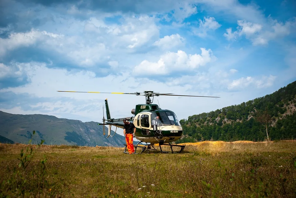 Hubschrauber-Einsatz: Feuerwehr Bayreuth kämpft gegen Waldbrand