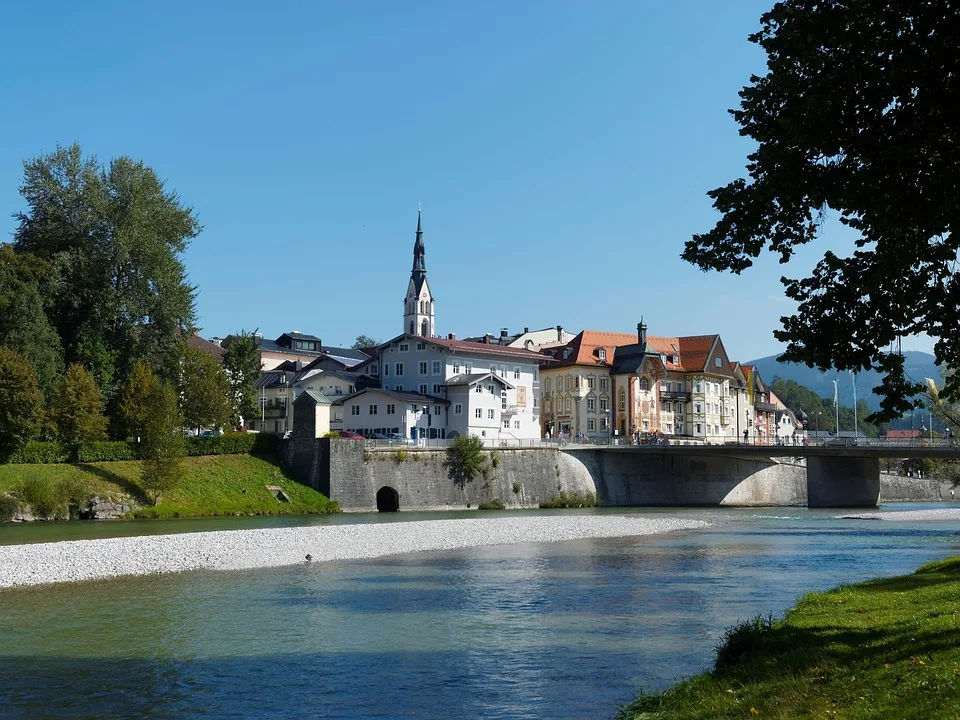 Isar kühl: Münchner Badefreuden angesichts sinkender Wassertemperaturen