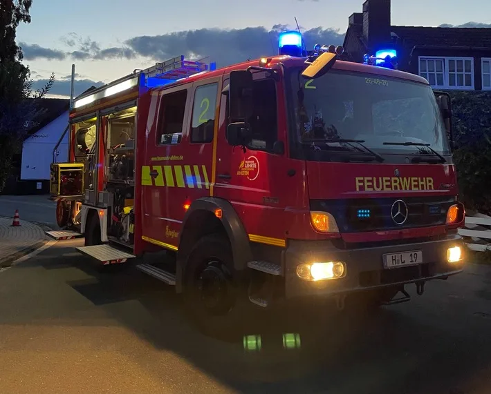 Lehrte: E-Call eines Handys löst Großeinsatz der Feuerwehr aus