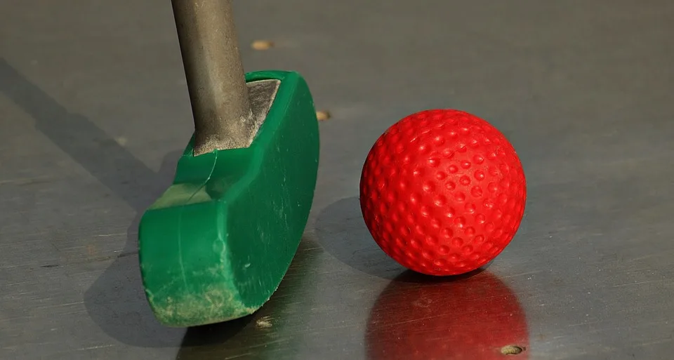 Minigolf-Meisterschaften in Vellmar: Ein Wunderwerk der Bahnen