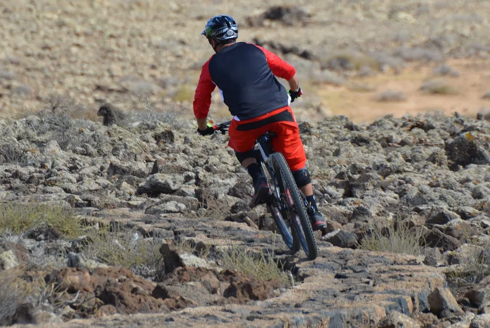 Mountainbike-Diebstahl in Bielefeld: Zeugen dringend gesucht!