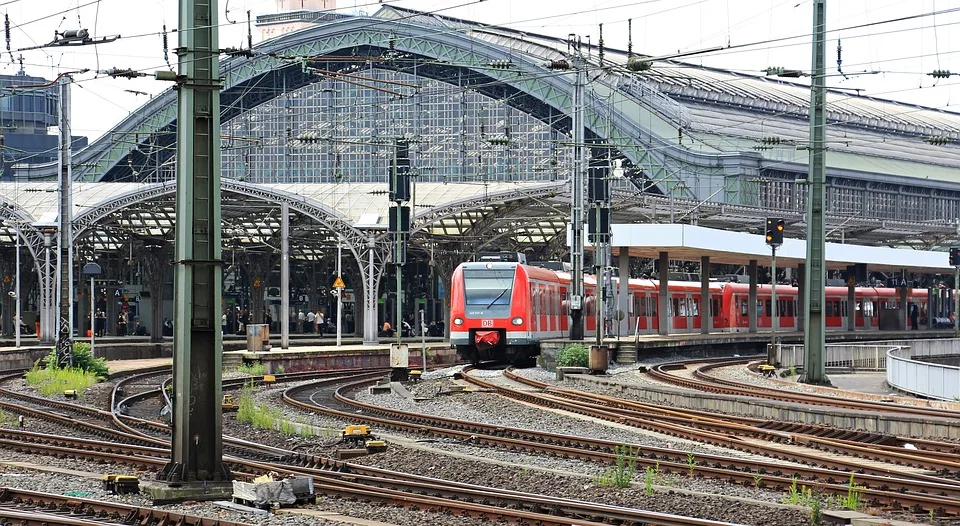 Neues Empfangsgebäude am Rheydter Bahnhof: Ein grüner Fortschritt für Mönchengladbach