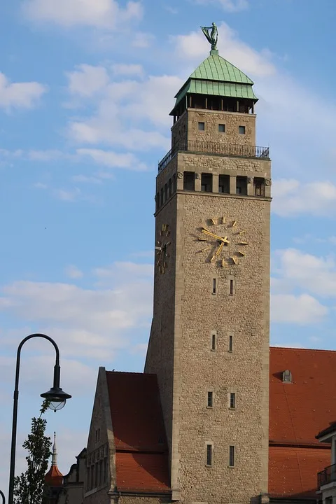 Neukölln feiert: Junior-Kerwepaar unterstützt die Kerwemaid