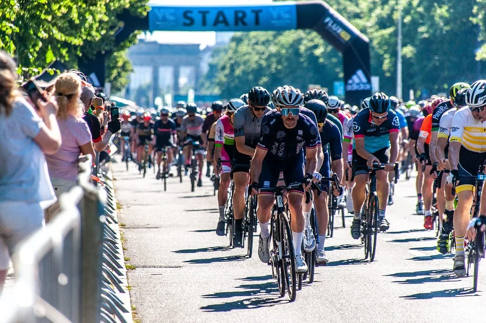 Packende Auftaktetappe: Radsport von Schweinfurt nach Heilbronn