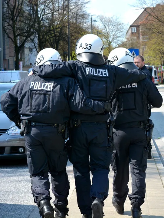 Pistole gegen Lärm: Mann bedroht Jugendliche in Boizenburg