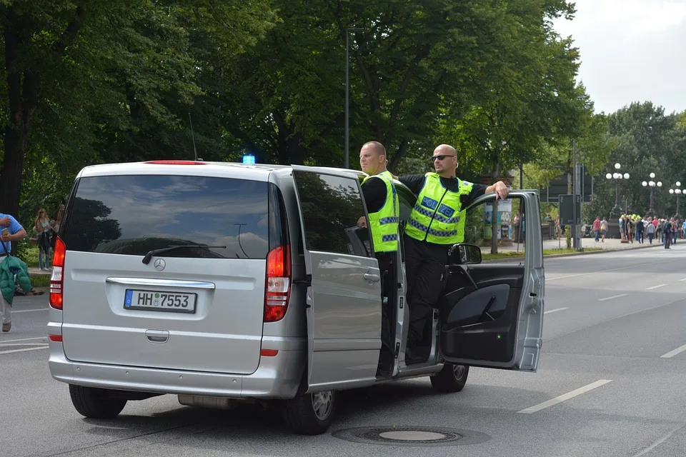 Plauen: CSD unter Polizeischutz – Sicherheitsvorkehrungen nach Protest