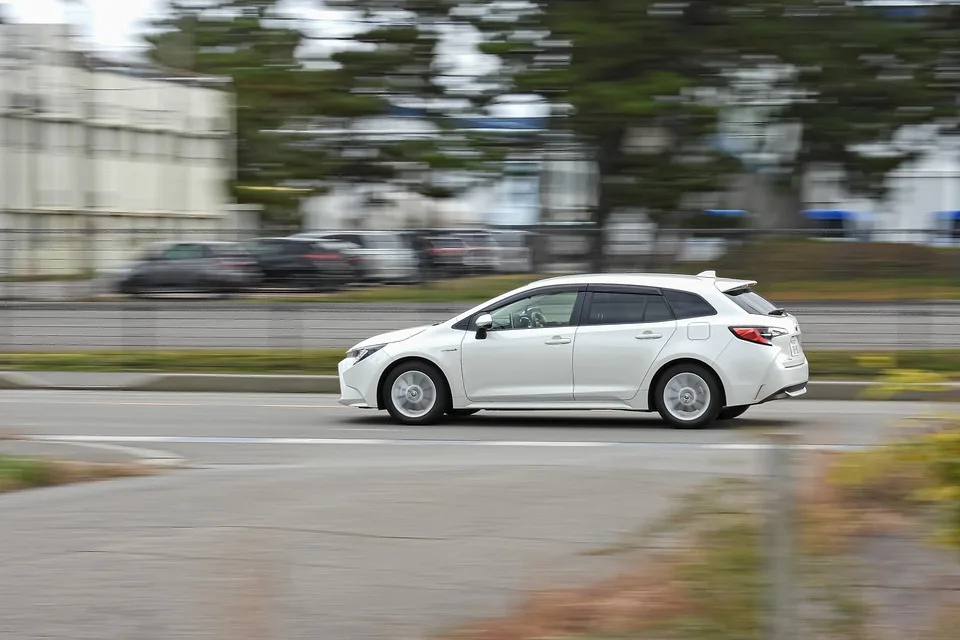 Polizei Bielefeld sucht Zeugen nach Diebstahl eines Toyota Corolla