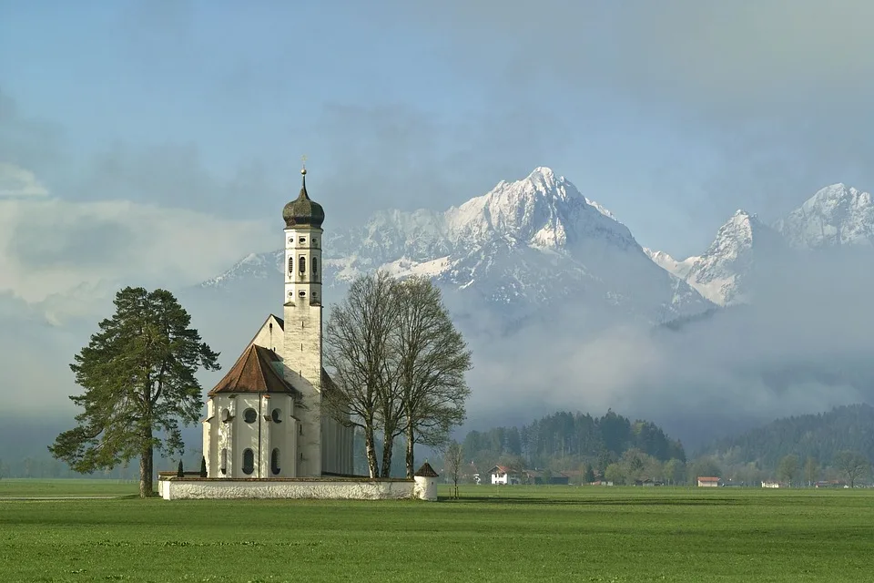 Staatsleistungen für Kirchen: Ein neuer Gesetzesentwurf im Herbst?