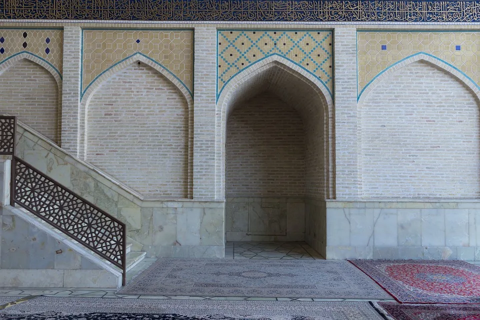 Stadtallendorf unter Schock: Imam bei Einschulungsfeier sorgt für Aufregung