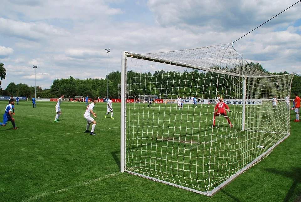 TSV Nördlingen holt Top-Torwart Rauh und schwächt Bayernliga-Rivalen