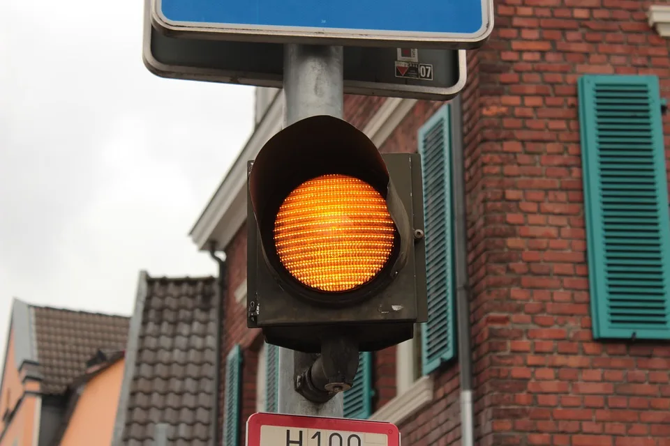 Verkehrsunfall an der Stadthalle: Zwei Leichtverletzte in Vohenstrauß