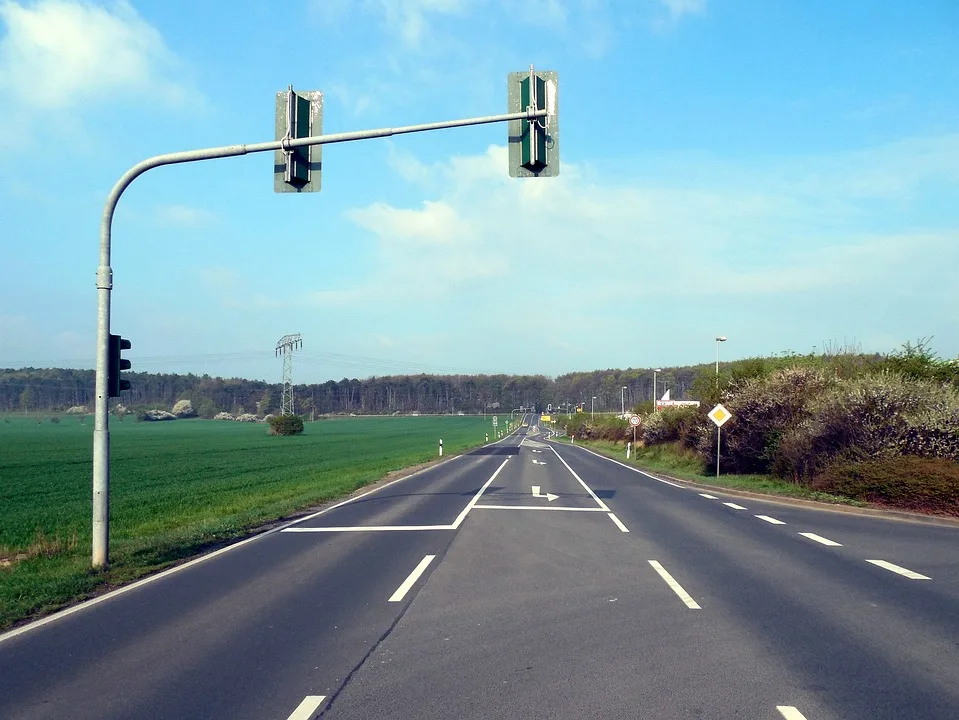 Verkehrsunfall in Hallstadt: 31-Jährige missachtet Vorfahrt