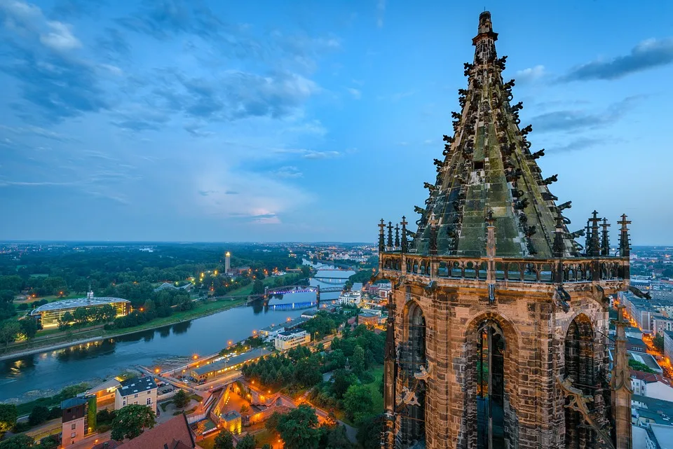 Verzögerungen beim Umbau des Kölner Platzes in Magdeburg: Neues bis 2025