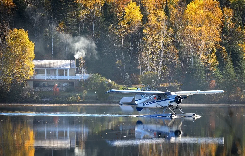 Wasserflugzeug-Notfall: Mutige Seenotretter am Stettiner Haff im Einsatz