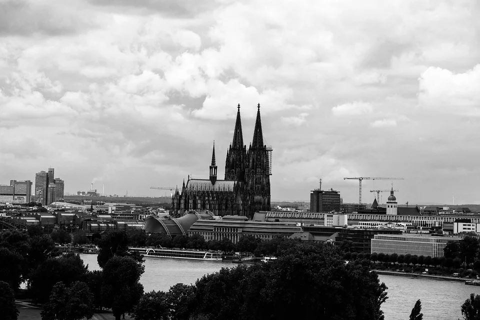 Ärger nach DFB-Pokal: Köln-Fan bei Anschlag schwer verletzt!