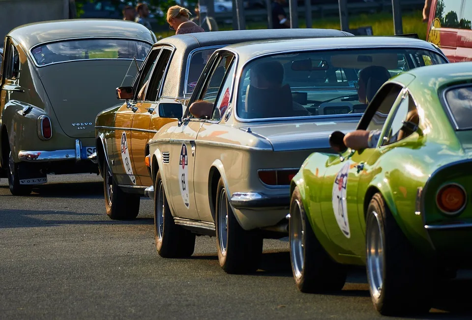 Autoschau In Bad Duerrheim Ein Fest Fuer Autofans Und Besucher.jpg