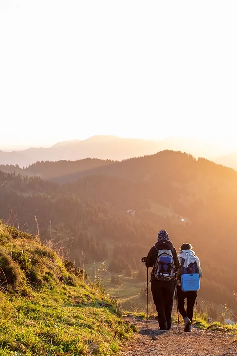 <ol>
<li>Deutscher Wandertag: Heilbad Heiligenstadt wird zum Wander-Mekka!</li>
</ol>