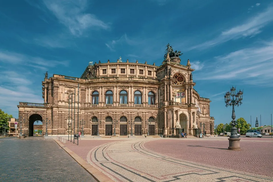 Drogenkontrolle in Dresden: Fünf Autofahrer müssen fahren lassen