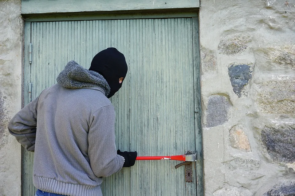 Einbruchsversuch in Viernheimer Mehrfamilienhaus: Zeugen gesucht!